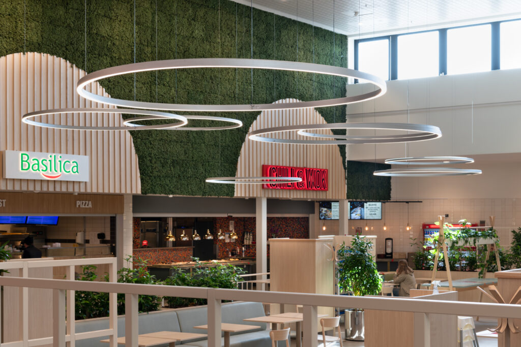 Ingelsta Shooping, Foodcourt #2